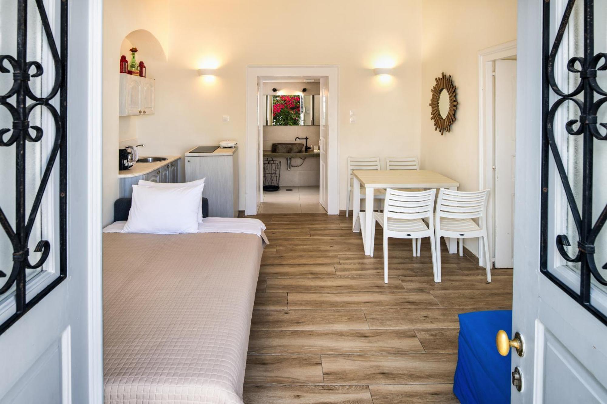 Appartement Day One Fira Mansion Extérieur photo