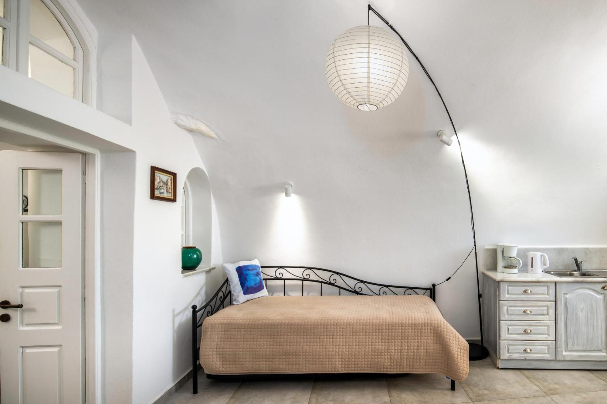 Appartement Day One Fira Mansion Extérieur photo