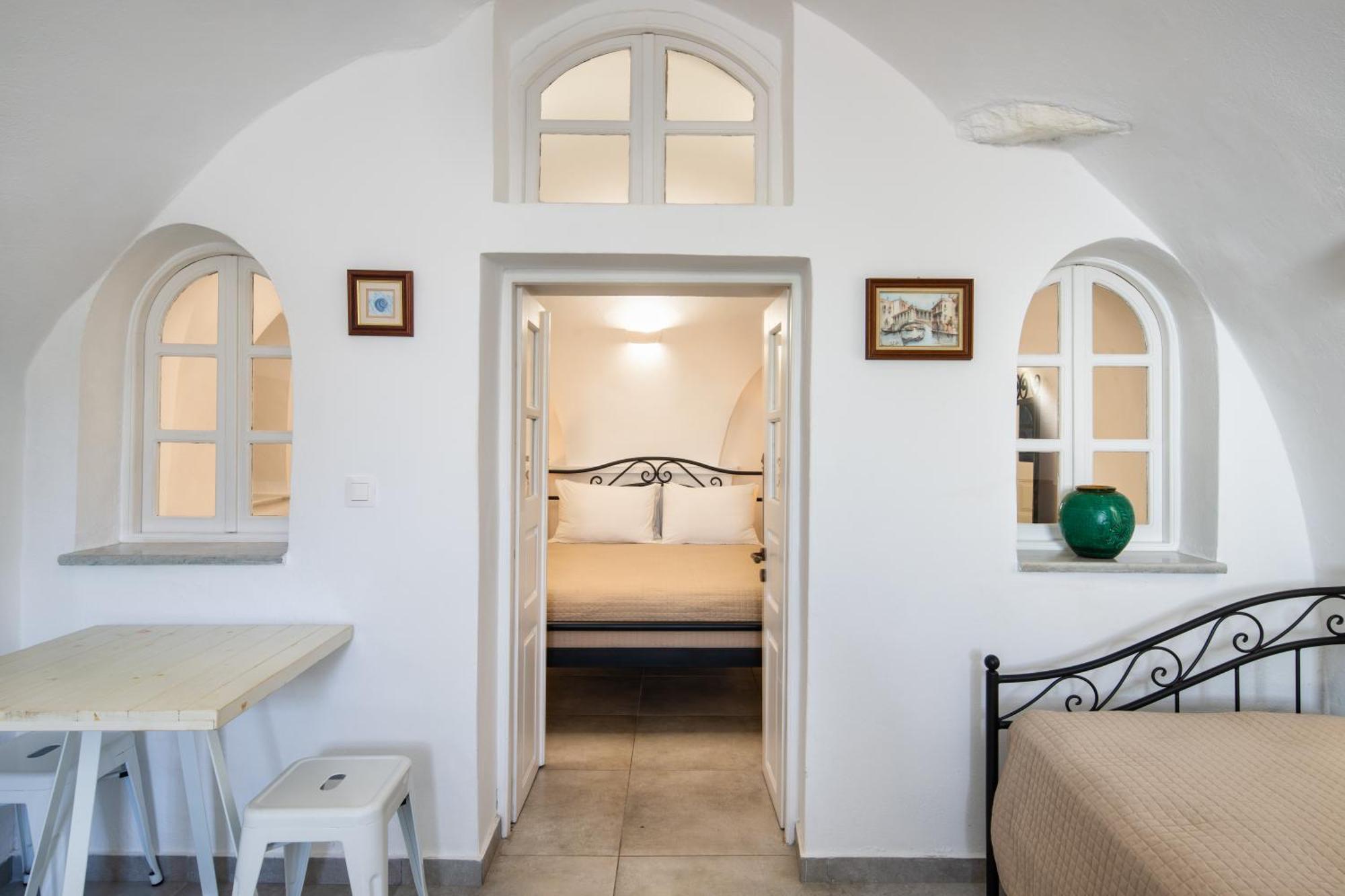 Appartement Day One Fira Mansion Extérieur photo